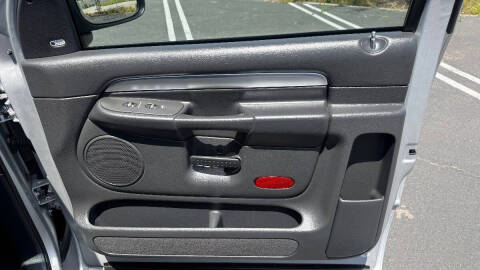 2004 Dodge Ram 1500 SRT-10