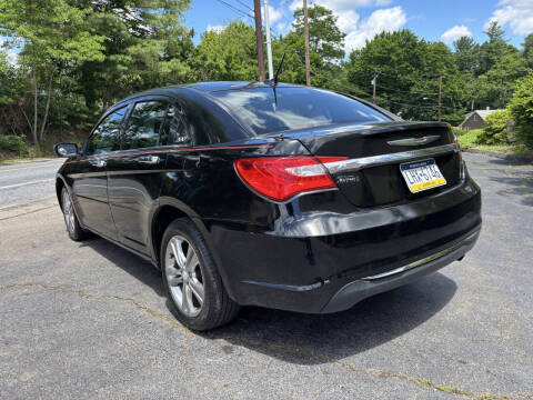 2013 Chrysler 200 Touring