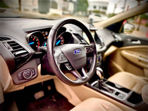 2019 Ford Escape Titanium