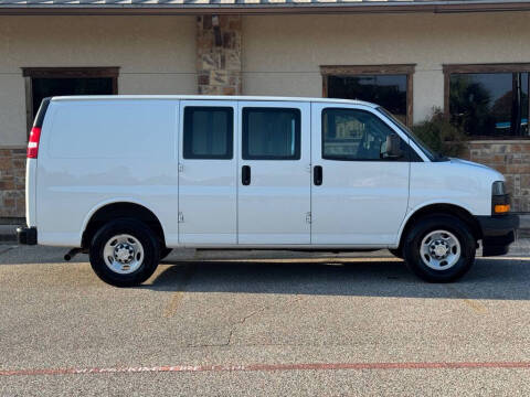 2022 Chevrolet Express 2500