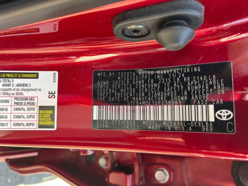 2025 Toyota Corolla LE