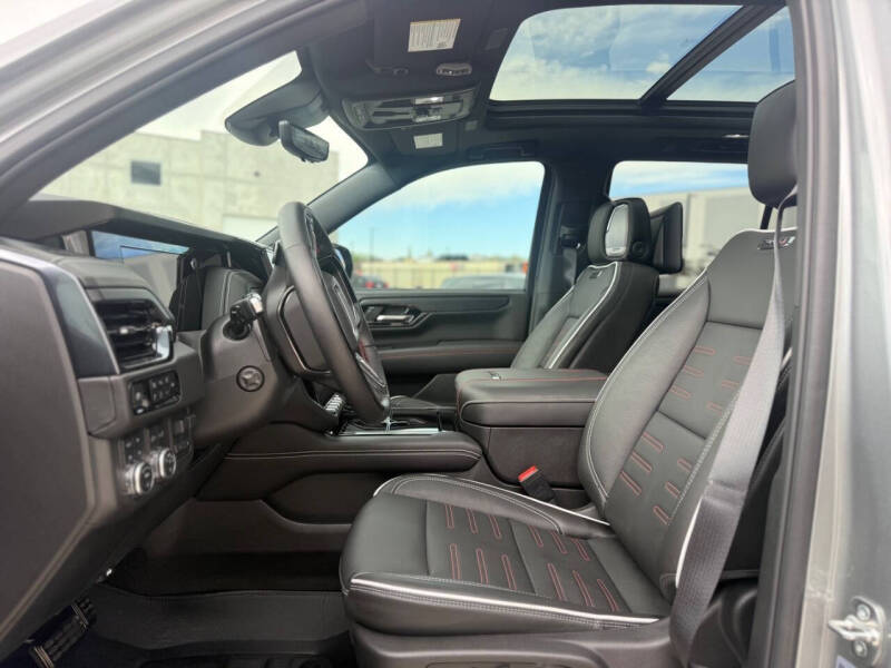 2025 GMC Yukon AT4 Ultimate