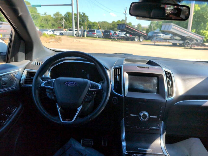 2020 Ford Edge ST
