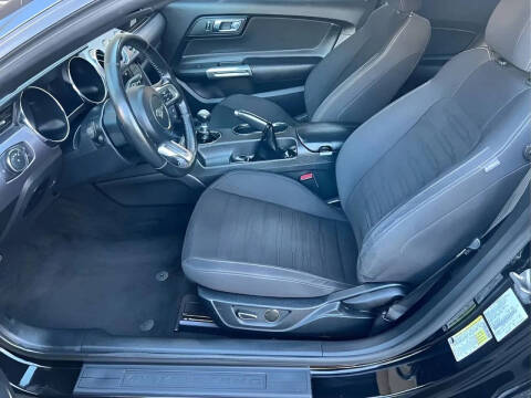 2016 Ford Mustang EcoBoost Premium