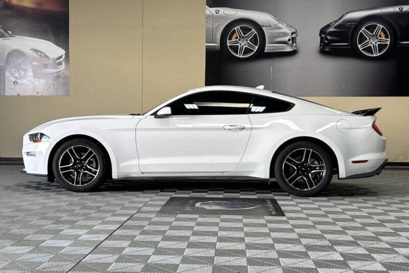 2021 Ford Mustang EcoBoost Premium