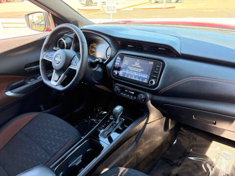2024 Nissan Kicks SR