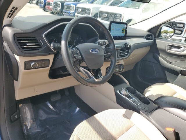 2021 Ford Escape SEL