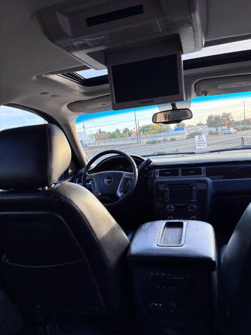 2011 GMC Yukon Denali