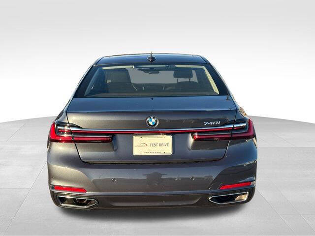2020 BMW 7 Series 740i