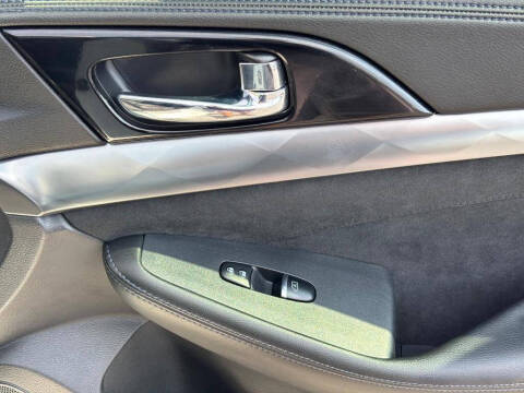 2016 Nissan Maxima 3.5 SR