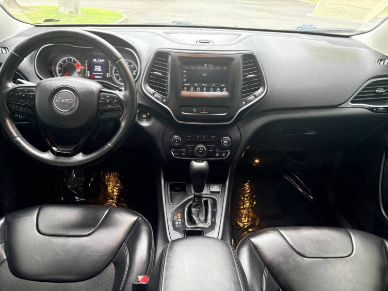 2019 Jeep Cherokee Altitude