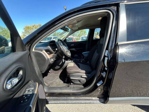 2017 Jeep Cherokee Sport Altitude