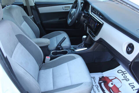 2017 Toyota Corolla LE