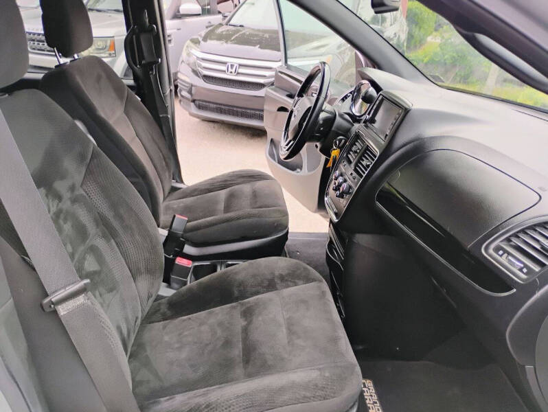 2018 Dodge Grand Caravan SE Plus