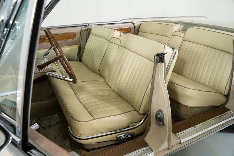 1962 Lincoln Continental