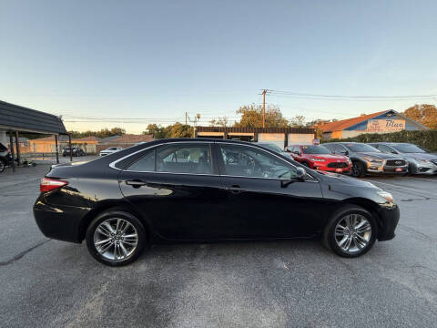 2016 Toyota Camry SE