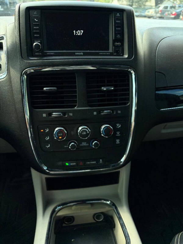 2017 Dodge Grand Caravan SXT