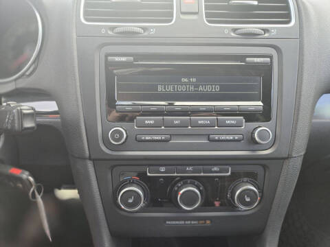 2013 Volkswagen GTI Base PZEV