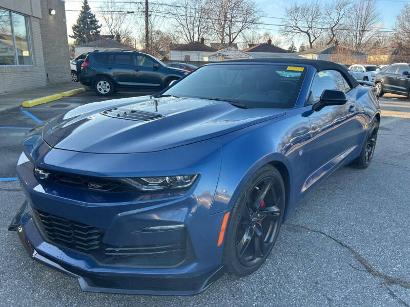 2020 Chevrolet Camaro for sale at LAKESIDE MOTOR GROUP LLC in Lincoln Park MI