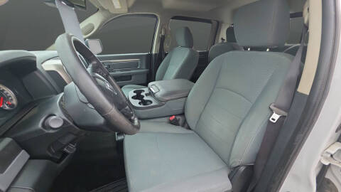 2017 RAM 1500 SLT