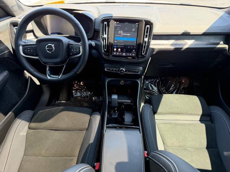 2023 Volvo C40 Recharge Twin Ultimate