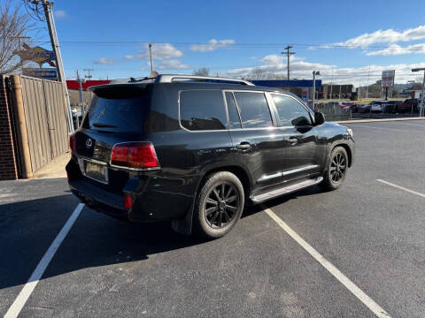 2011 Lexus LX 570