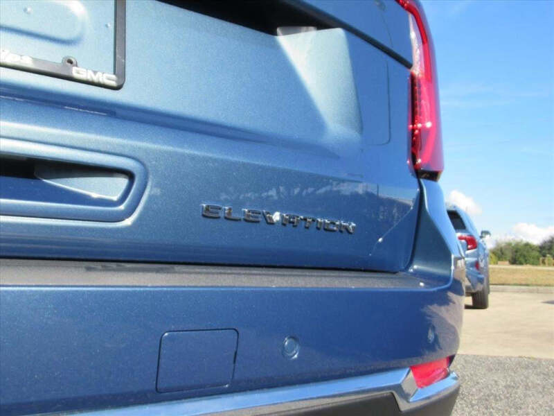 2026 GMC Yukon XL Elevation