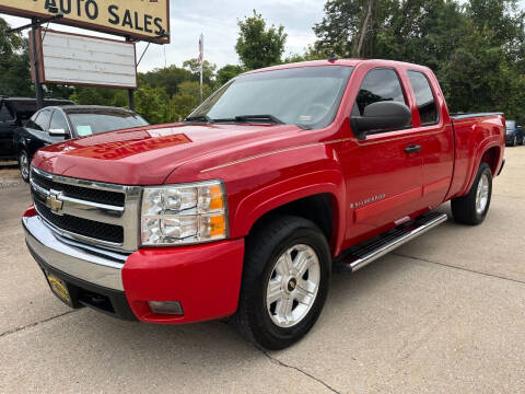 2008 Chevrolet Silverado 1500 for sale at Town and Country Auto Sales in Jefferson City MO