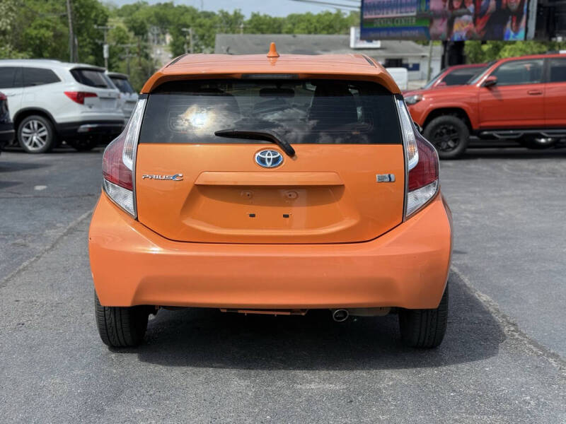 2015 Toyota Prius c Three