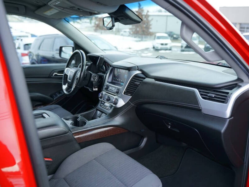 2017 GMC Yukon XL SLE