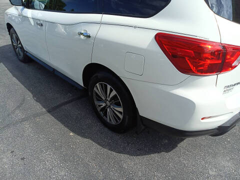2017 Nissan Pathfinder