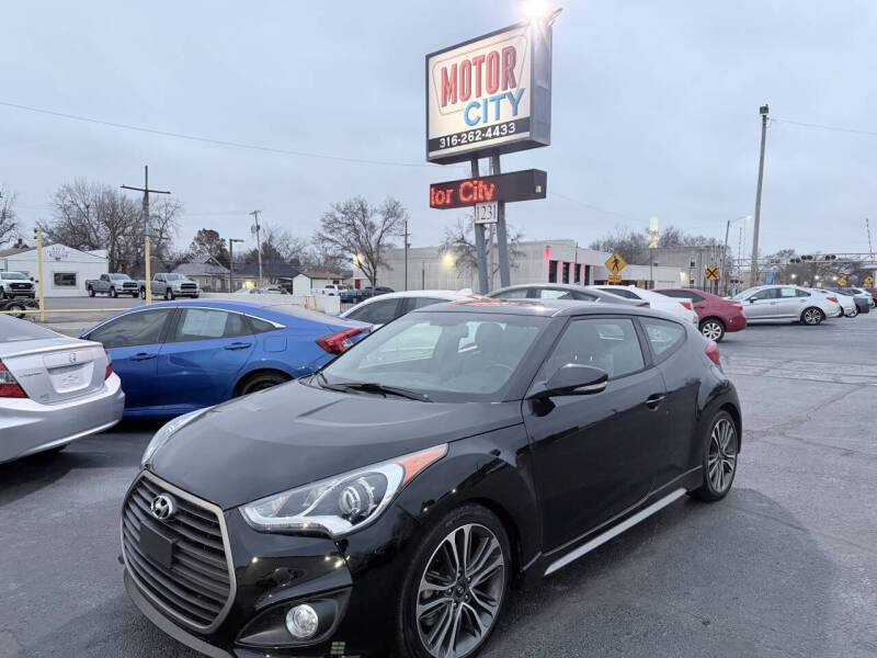 2016 Hyundai Veloster Base's photo