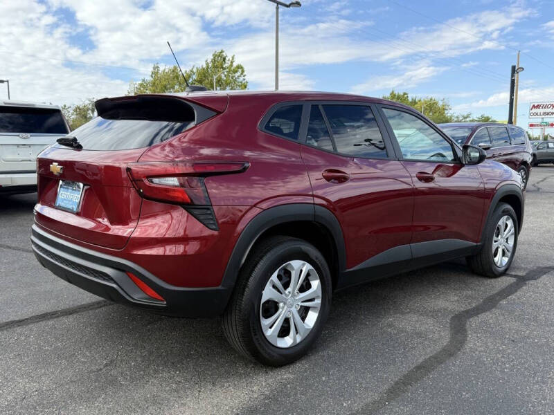 2025 Chevrolet Trax LS