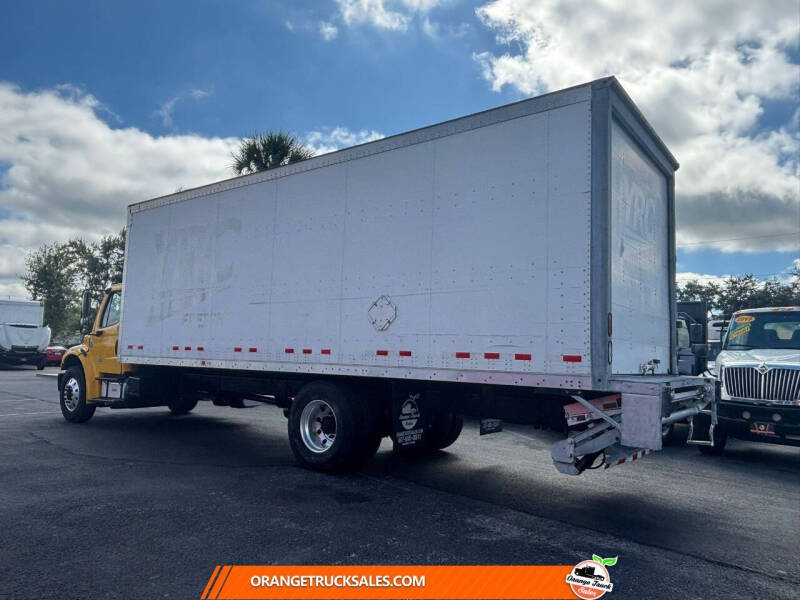 2017 Freightliner M2 106