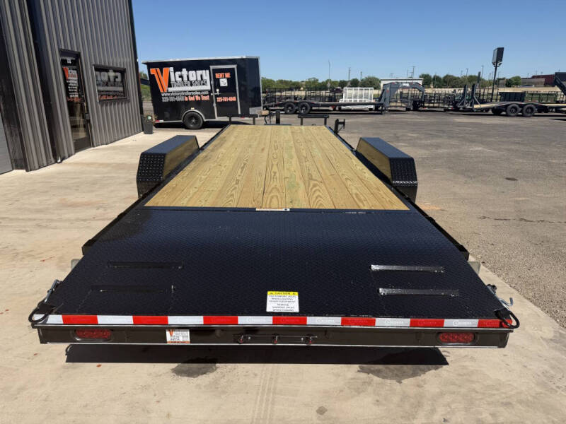 2026 La Costa Car Hauler