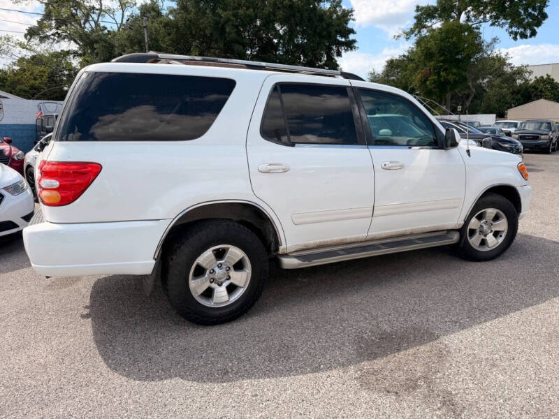 2003 Toyota Sequoia SR5