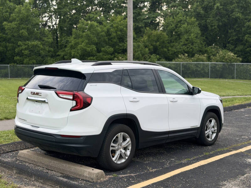 2022 GMC Terrain SLE