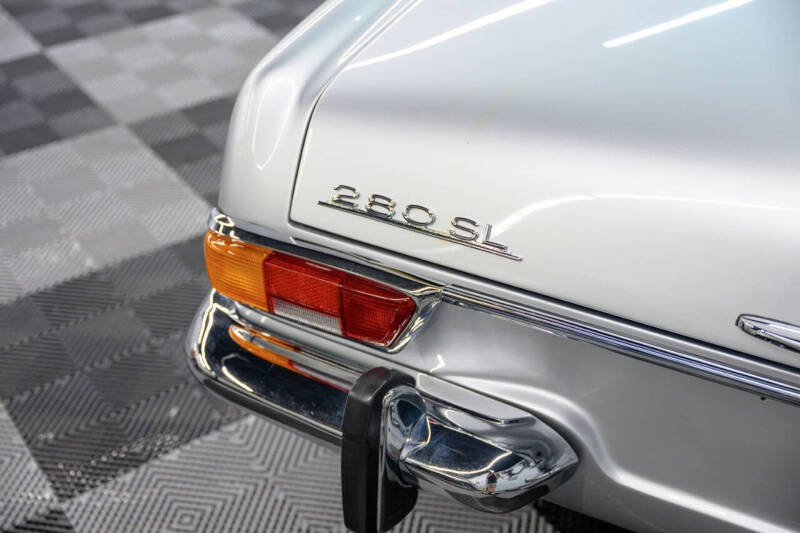 1970 Mercedes-Benz 280-Class