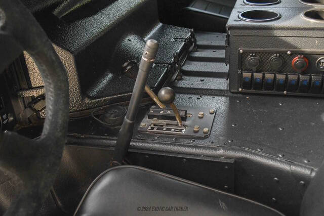 1991 AM General Hummer