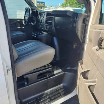 2021 Chevrolet Express 2500