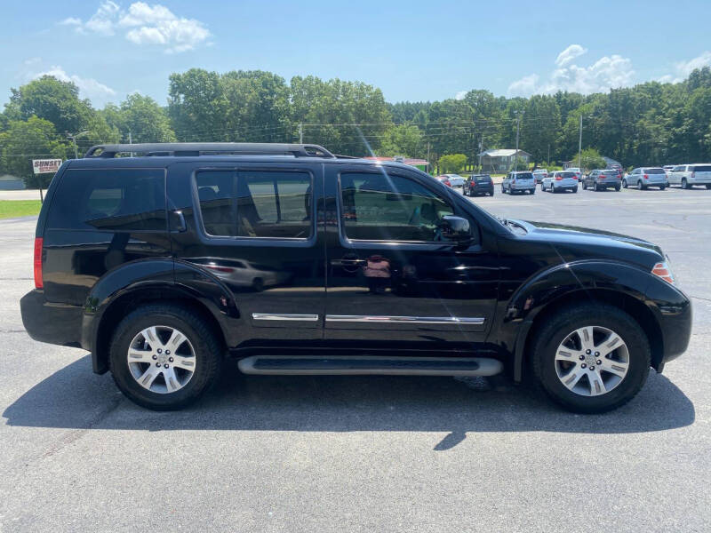 2012 Nissan Pathfinder Silver Edition