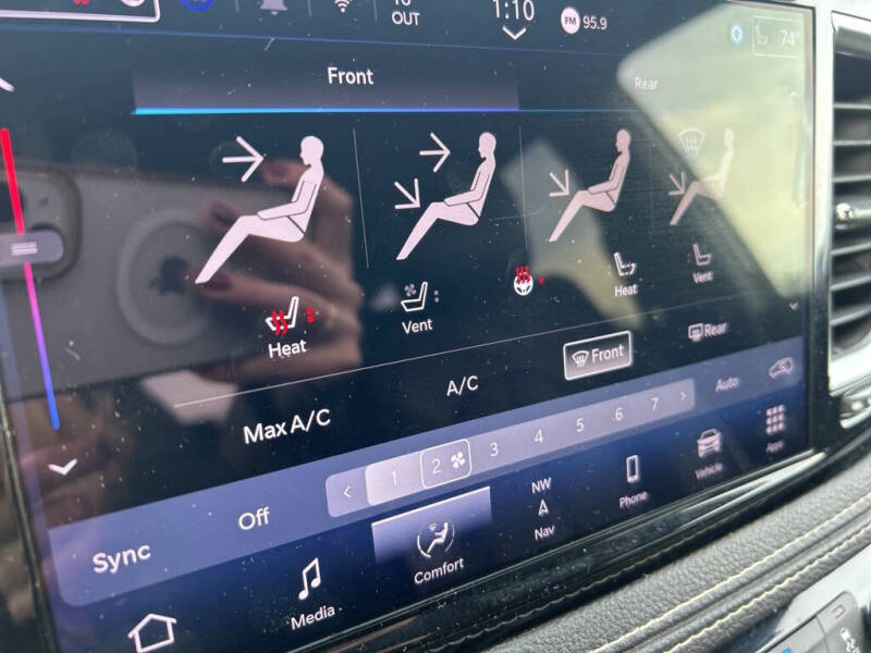 2025 Chrysler Pacifica Limited