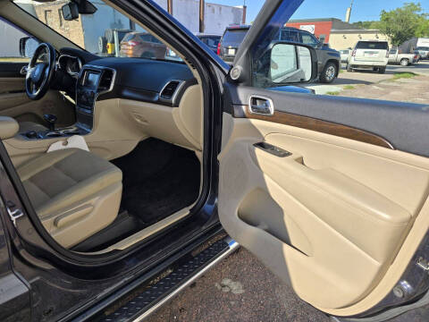 2015 Jeep Grand Cherokee Laredo