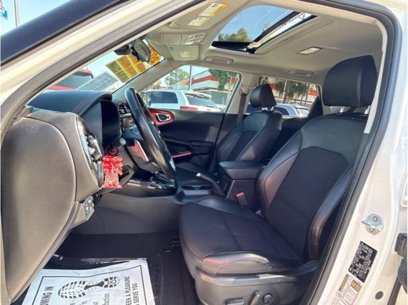 2020 Kia Soul GT-Line