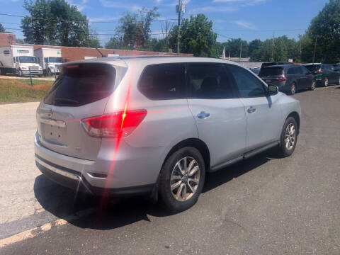 2014 Nissan Pathfinder S