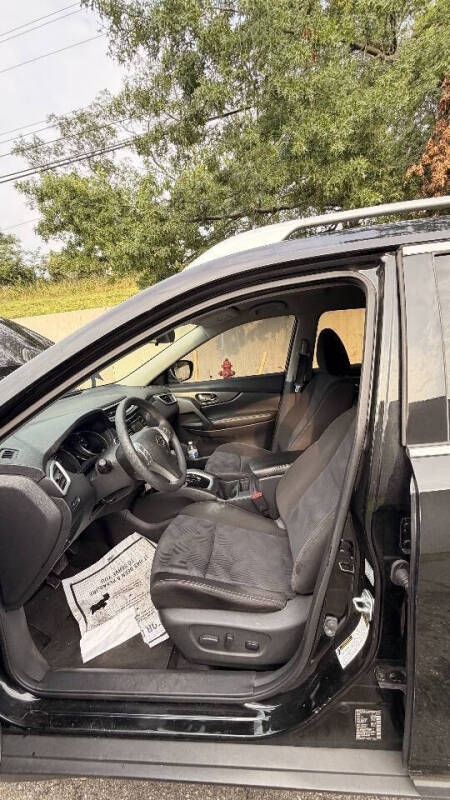 2015 Nissan Rogue SV