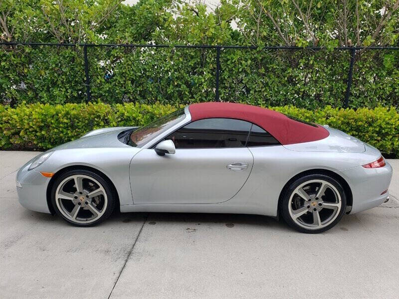 2014 Porsche 911 27