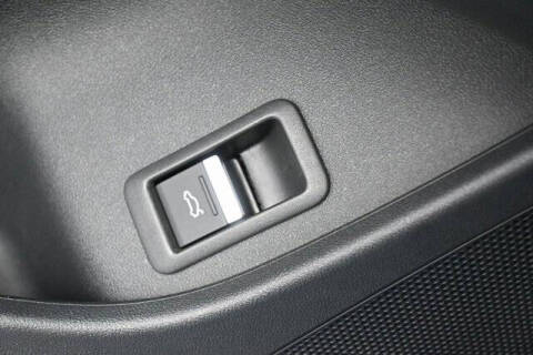 2023 Audi Q4 e-tron quattro Premium Plus 50