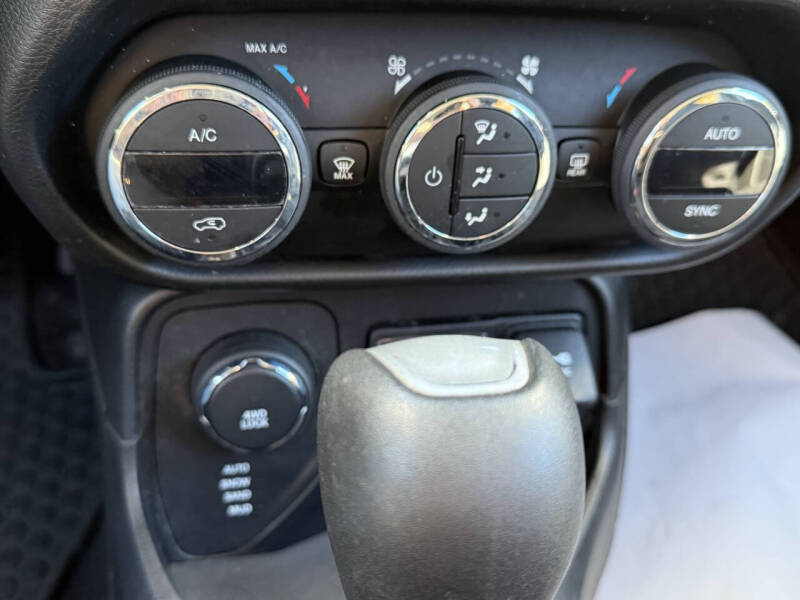 2017 Jeep Renegade Altitude