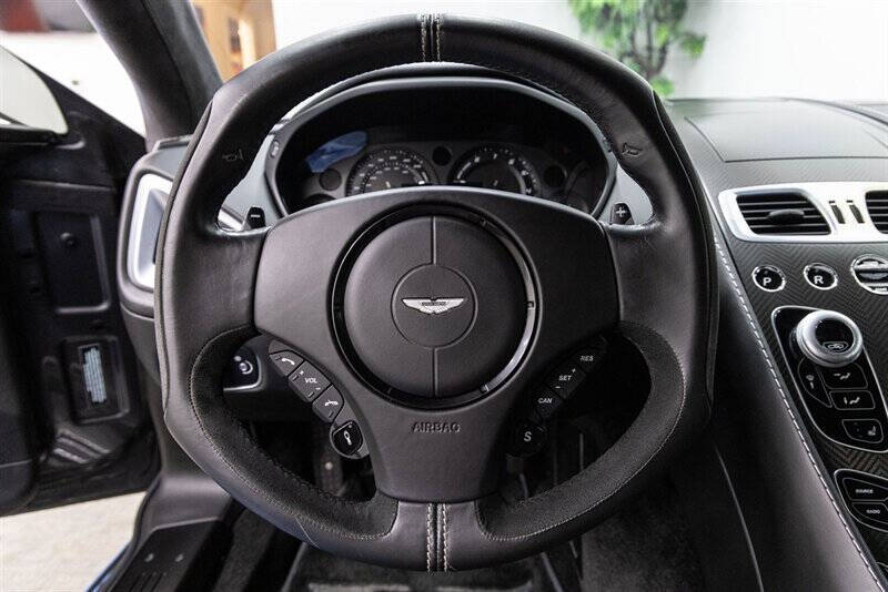 2015 Aston Martin Vanquish